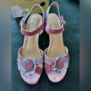 Spring Step Pink Floral Sandals size 40 9